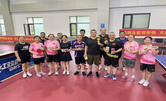5.5001拉斯维加斯南山乒乓球社群夏日乒乓球整体友谊赛_副本.jpg