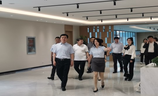 2024年6月26日，，，，，，省慈善总会会长田锦尘一行莅临康养地产公司旅行调研_副本.jpg
